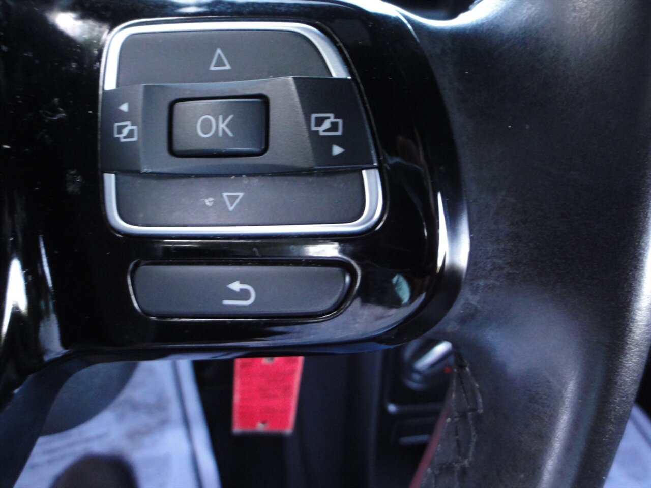 2016 Volkswagen Beetle-Classic 1.8T S   - Photo 43 - Deland, FL 32720