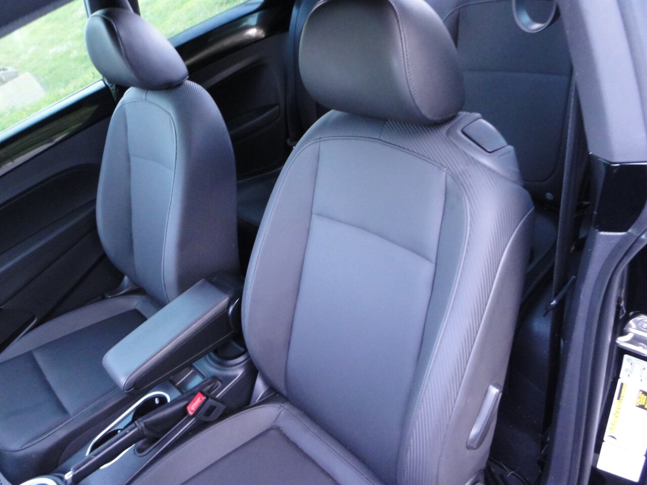 2016 Volkswagen Beetle-Classic 1.8T S   - Photo 32 - Deland, FL 32720