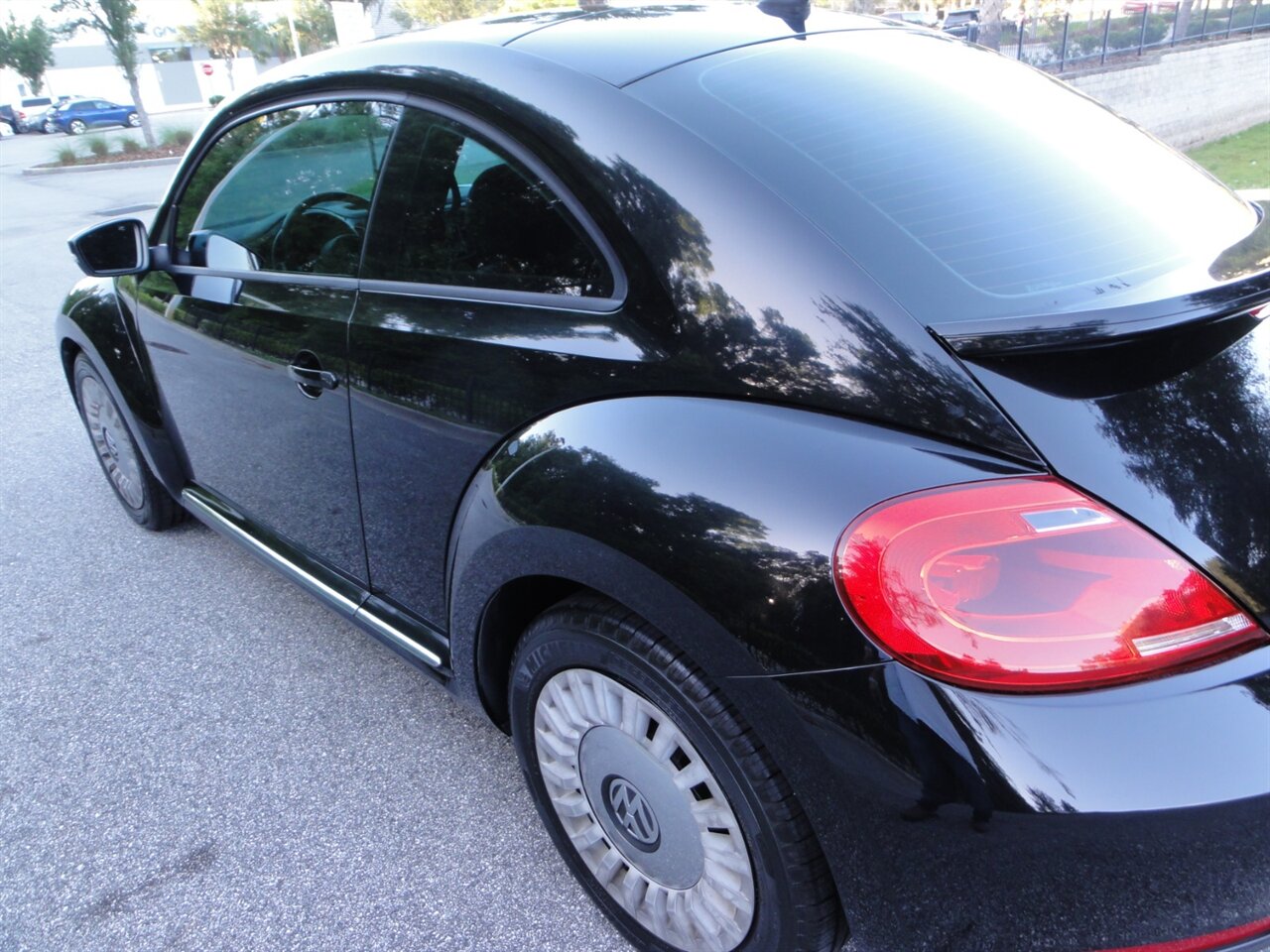 2016 Volkswagen Beetle-Classic 1.8T S   - Photo 12 - Deland, FL 32720