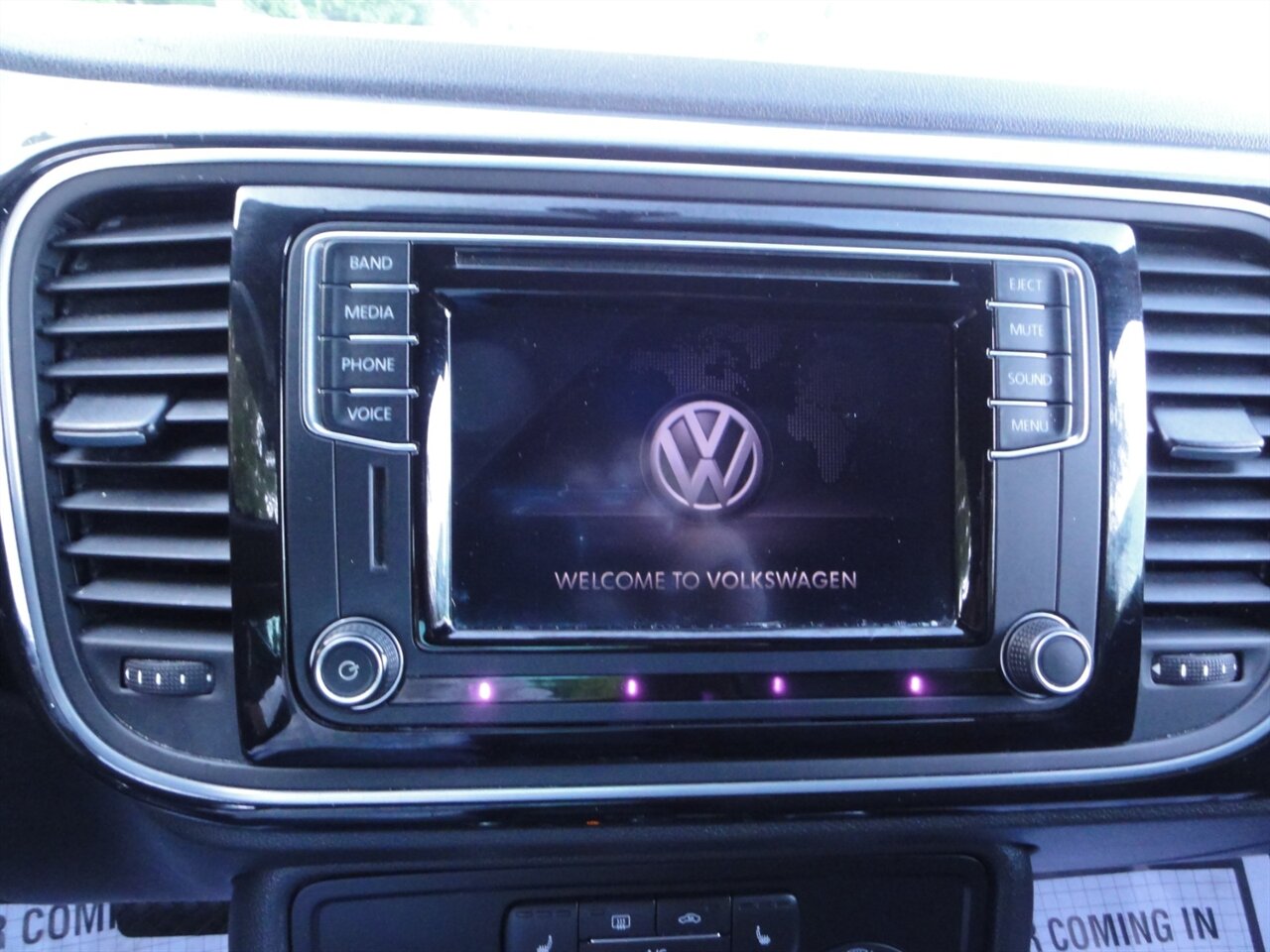 2016 Volkswagen Beetle-Classic 1.8T S   - Photo 41 - Deland, FL 32720