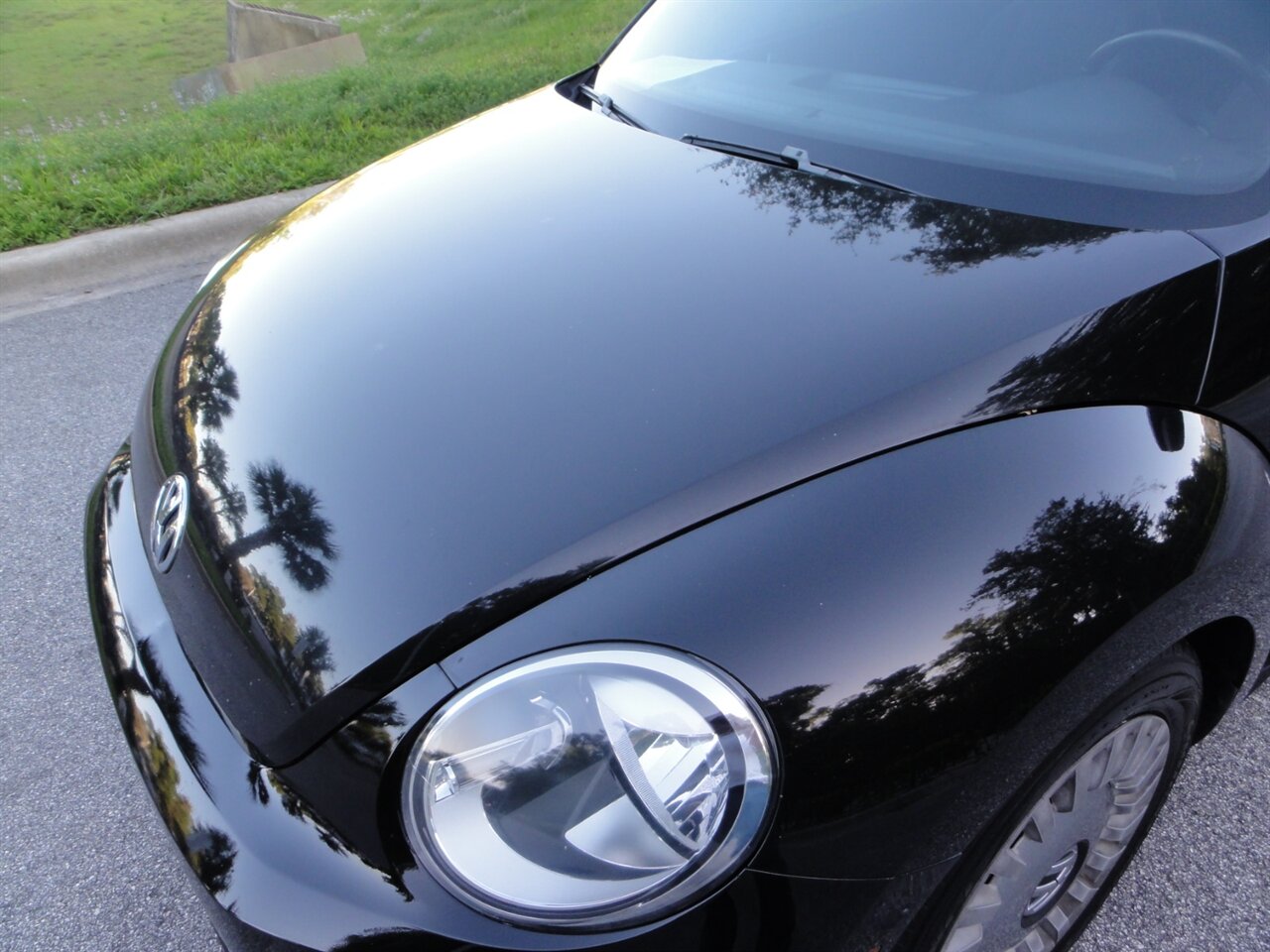 2016 Volkswagen Beetle-Classic 1.8T S   - Photo 17 - Deland, FL 32720