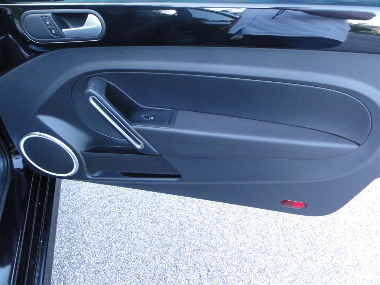 2016 Volkswagen Beetle-Classic 1.8T S   - Photo 38 - Deland, FL 32720