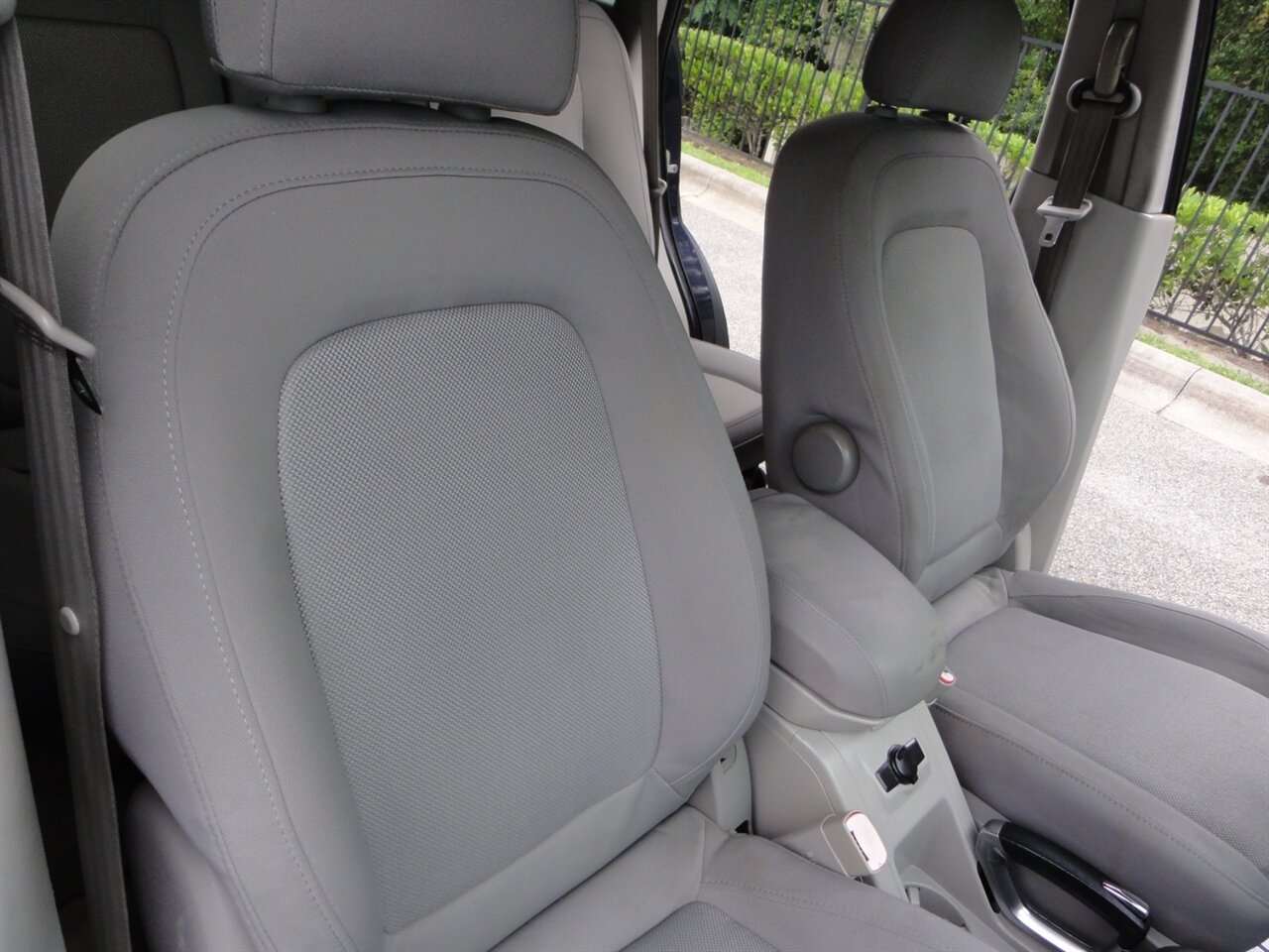 2008 Saturn Vue XE - Photo 42 - Deland, FL 32720