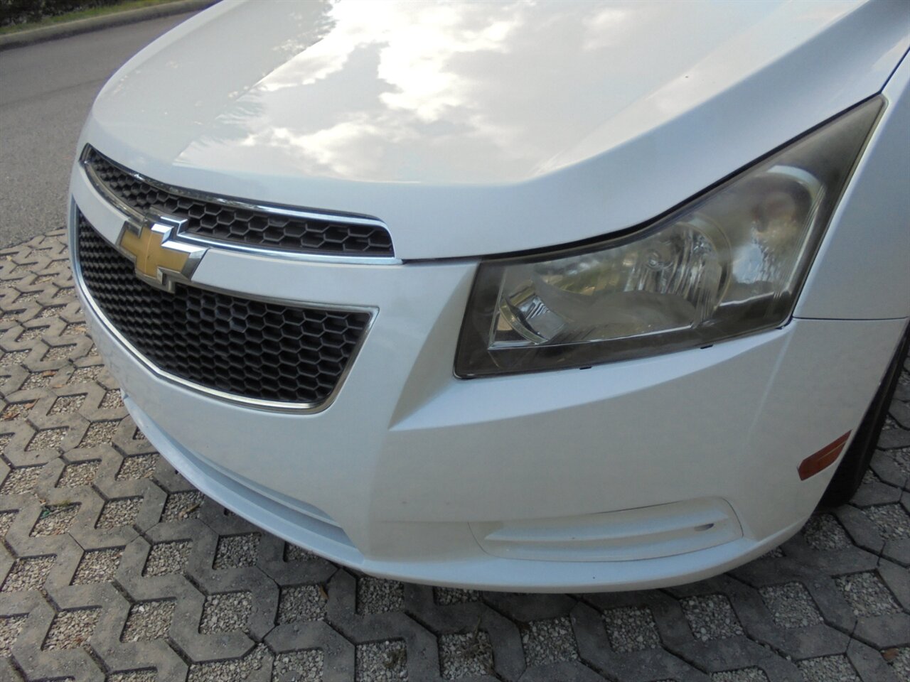 2013 Chevrolet Cruze 2LT Auto   - Photo 7 - Deland, FL 32720