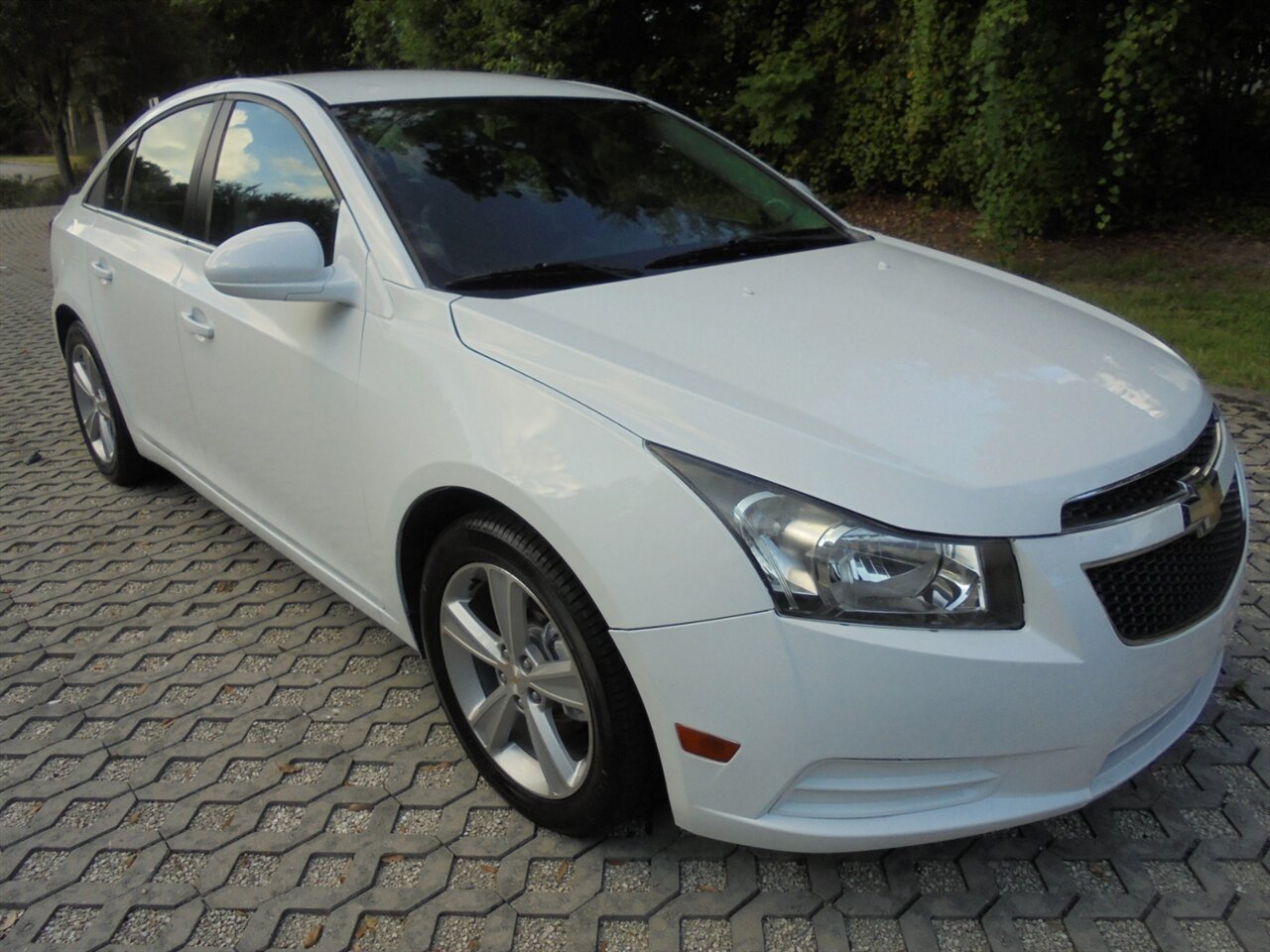 2013 Chevrolet Cruze 2LT Auto   - Photo 1 - Deland, FL 32720