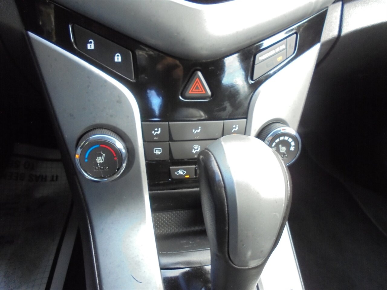 2013 Chevrolet Cruze 2LT Auto   - Photo 45 - Deland, FL 32720