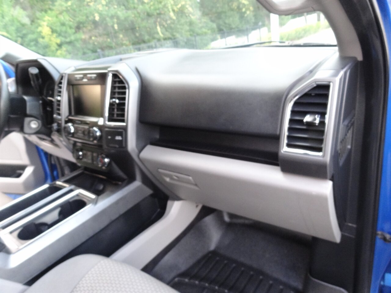 2015 Ford F-150 XLT Extended cab 4X4 - Photo 48 - Deland, FL 32720