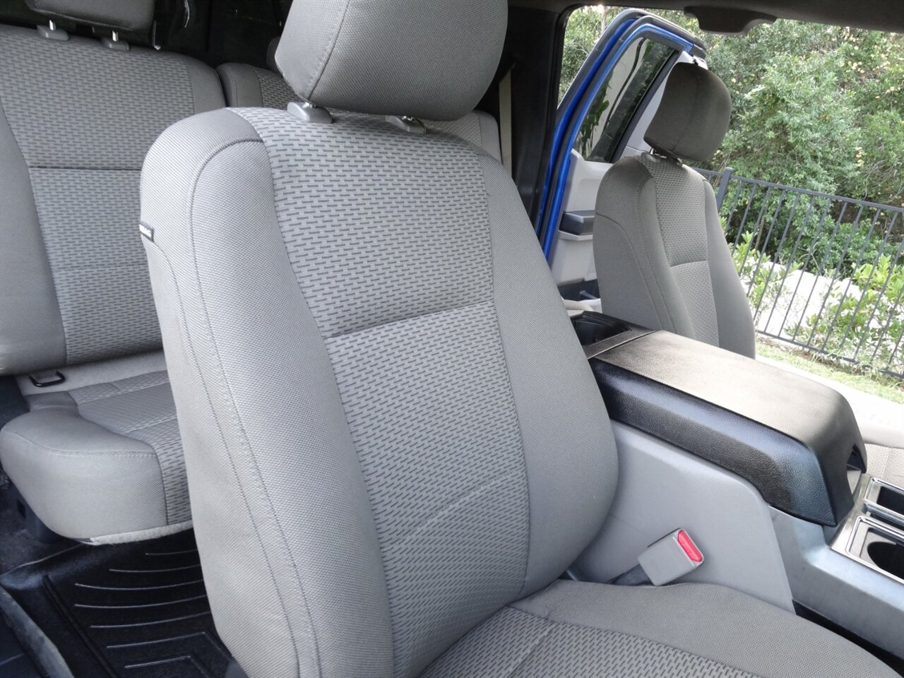 2015 Ford F-150 XLT Extended cab 4X4 - Photo 47 - Deland, FL 32720