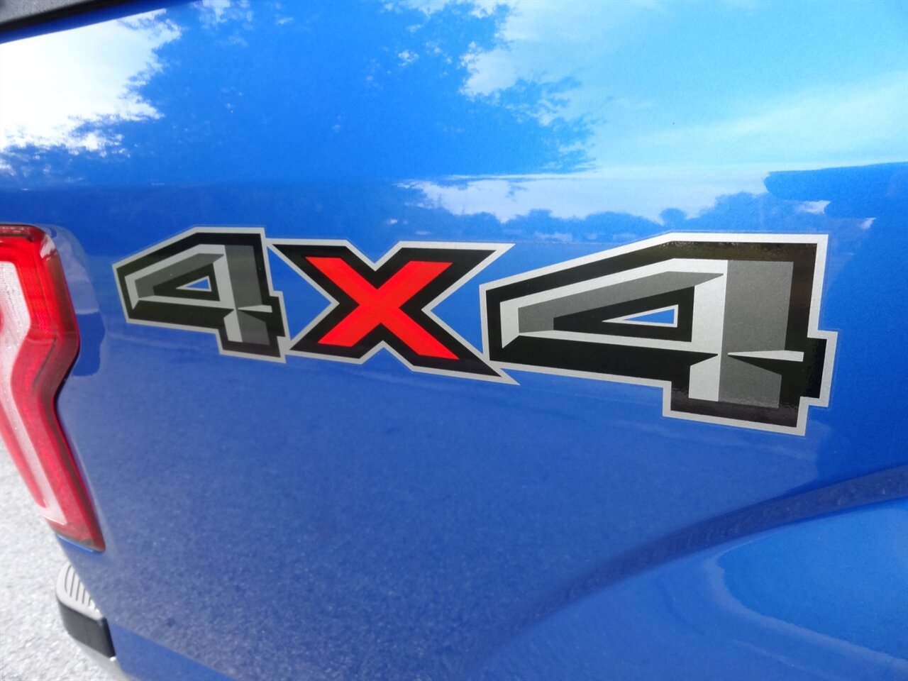 2015 Ford F-150 XLT Extended cab 4X4 - Photo 27 - Deland, FL 32720