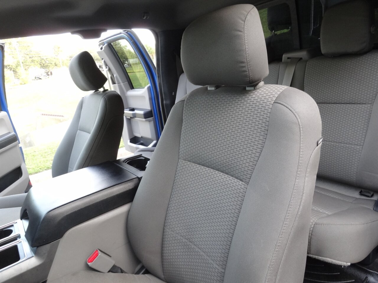 2015 Ford F-150 XLT Extended cab 4X4 - Photo 38 - Deland, FL 32720