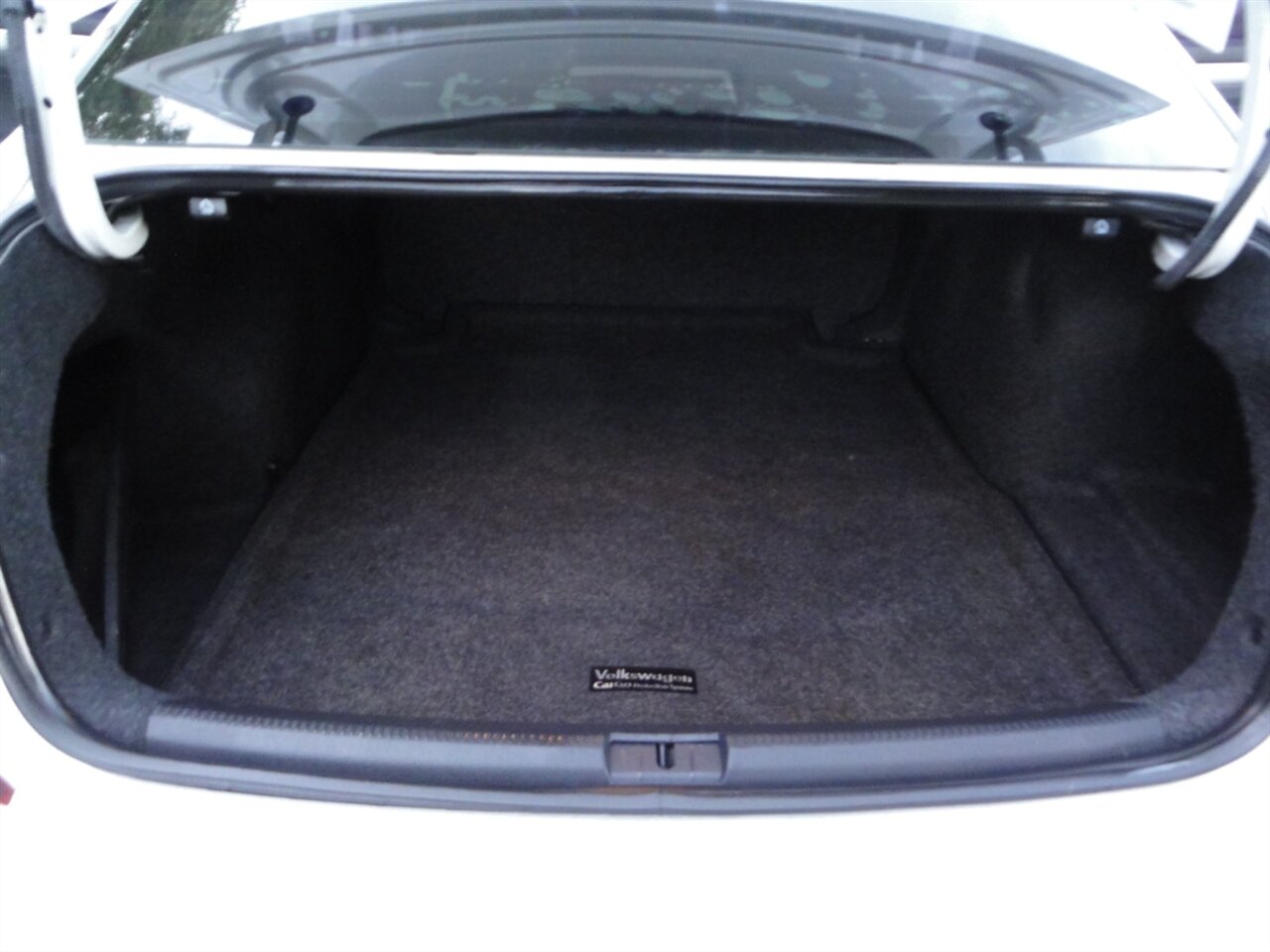 2016 Volkswagen Passat 1.8T S   - Photo 34 - Deland, FL 32720