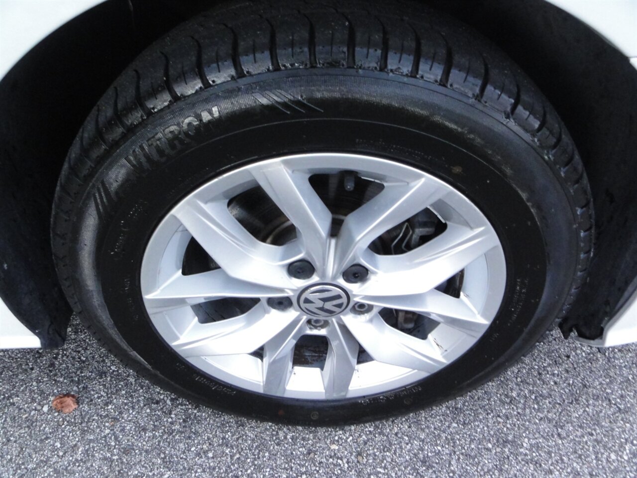2016 Volkswagen Passat 1.8T S   - Photo 23 - Deland, FL 32720