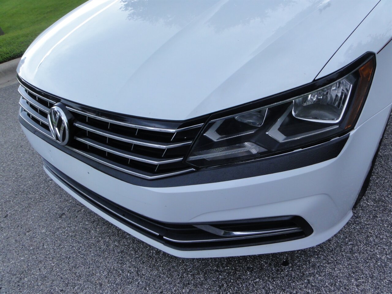 2016 Volkswagen Passat 1.8T S   - Photo 7 - Deland, FL 32720