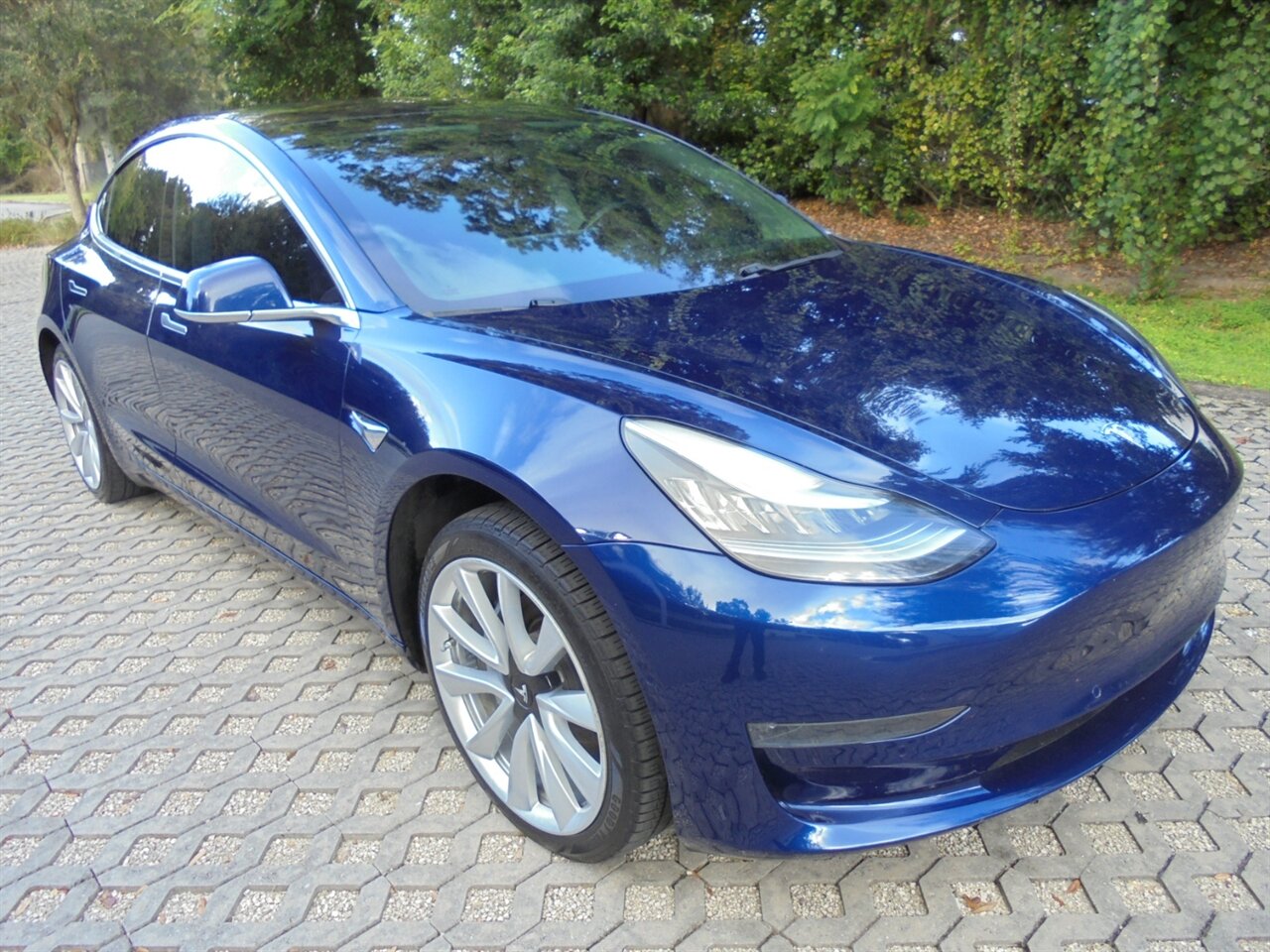 2018 Tesla Model 3 Long Range   - Photo 1 - Deland, FL 32720