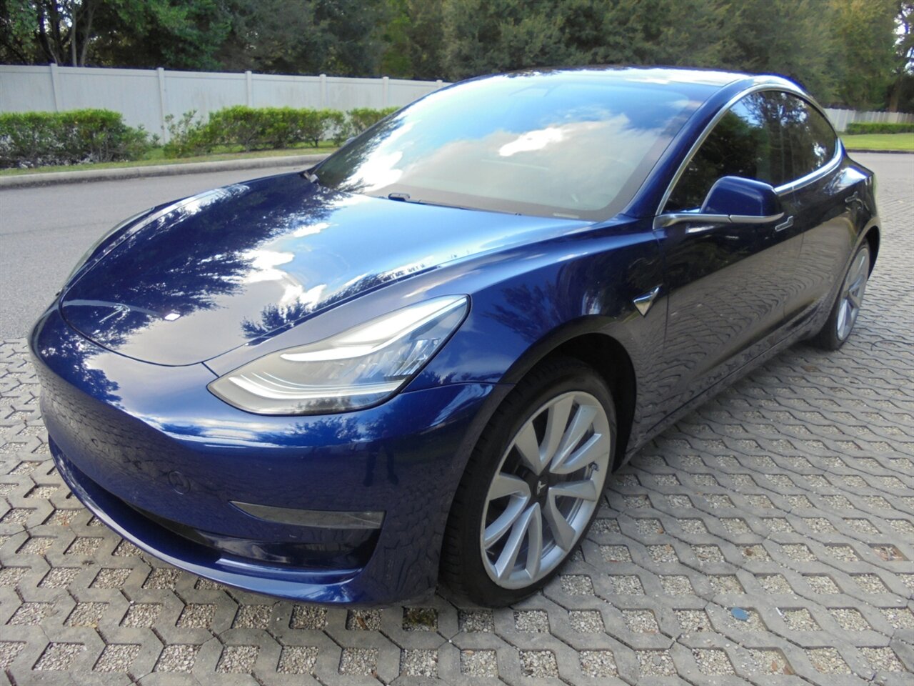 2018 Tesla Model 3 Long Range   - Photo 2 - Deland, FL 32720