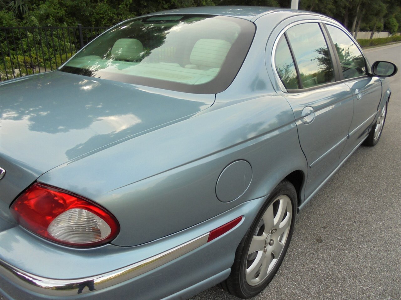 2005 Jaguar X-Type 3.0L  Premium - Photo 14 - Deland, FL 32720