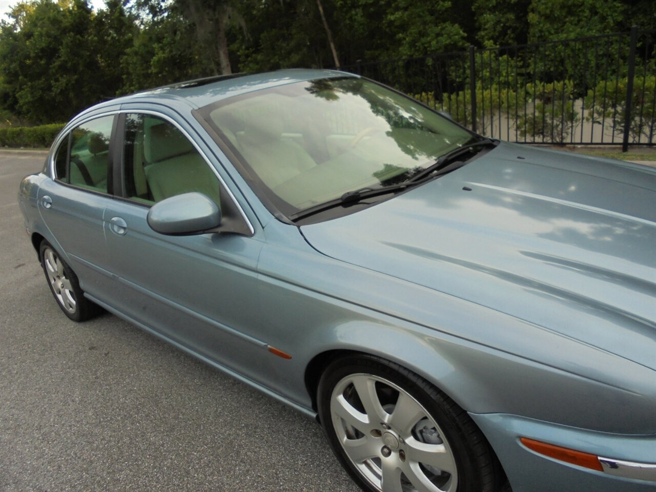 2005 Jaguar X-Type 3.0L  Premium - Photo 9 - Deland, FL 32720