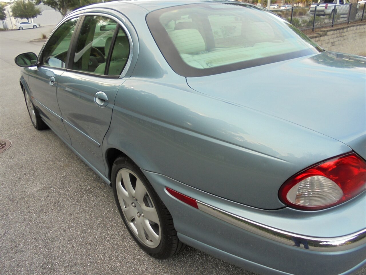 2005 Jaguar X-Type 3.0L  Premium - Photo 13 - Deland, FL 32720