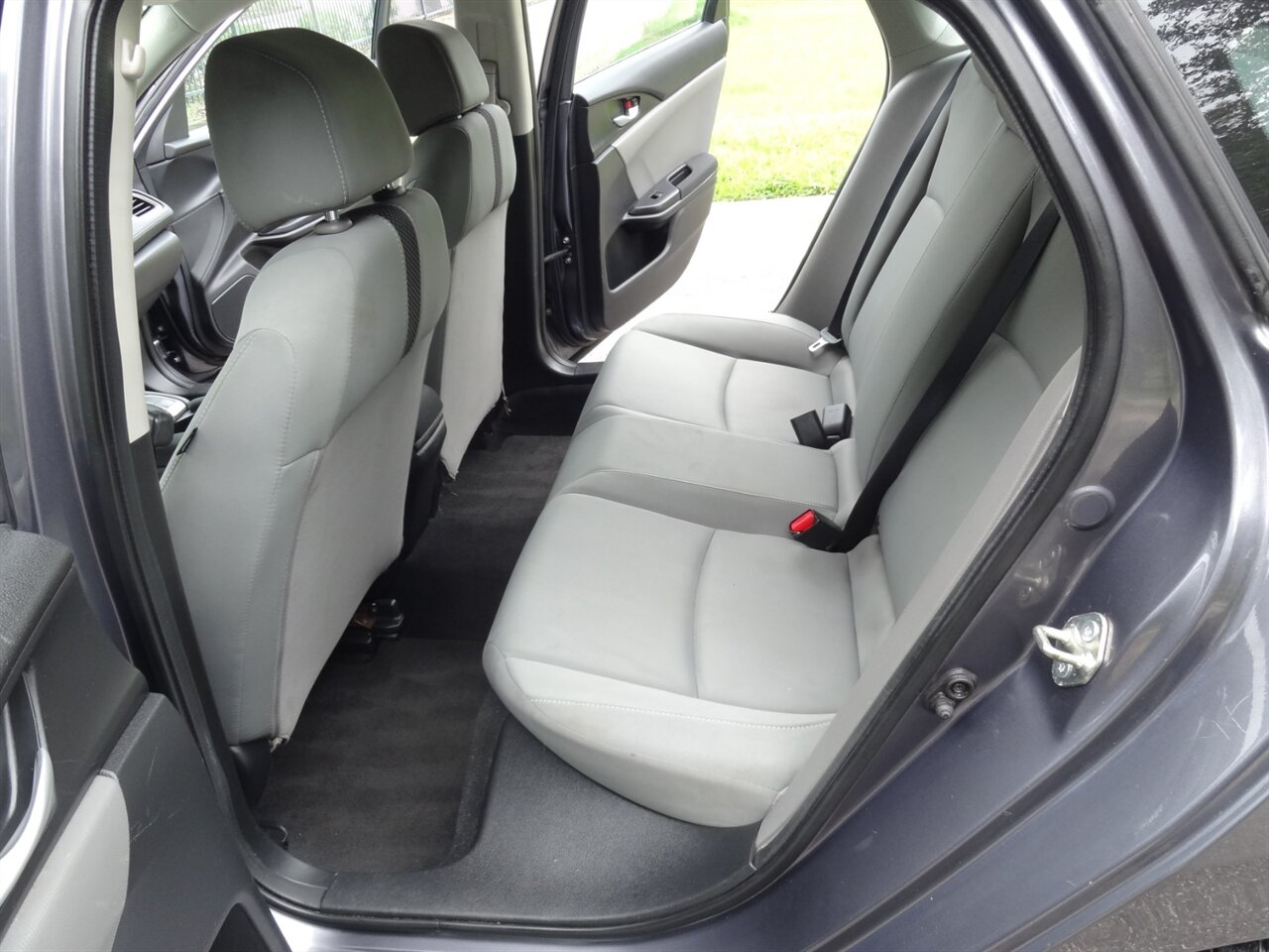 2020 Honda Civic LX - Photo 32 - Deland, FL 32720