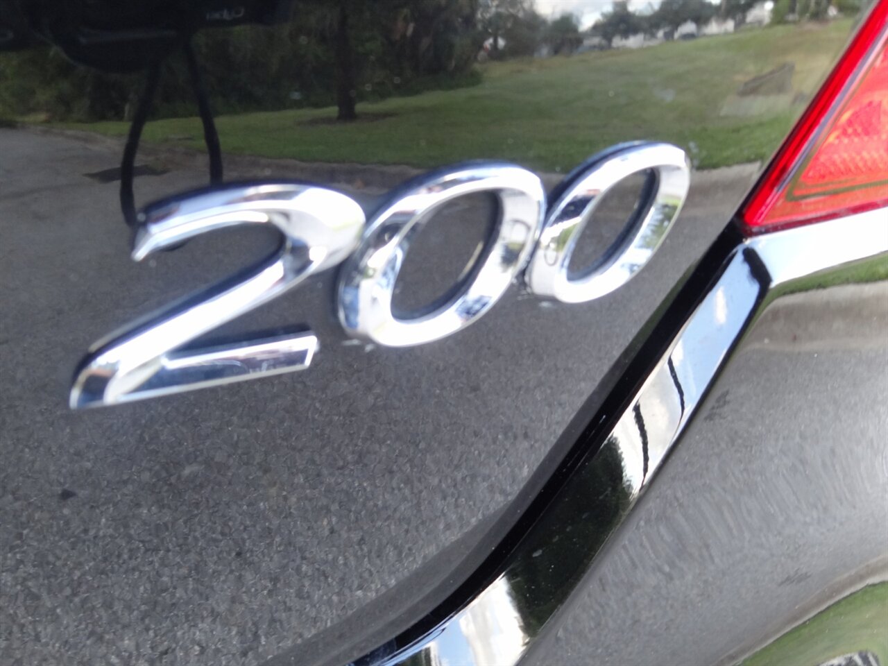 2013 Chrysler 200 Limited  Hard top convertible - Photo 28 - Deland, FL 32720