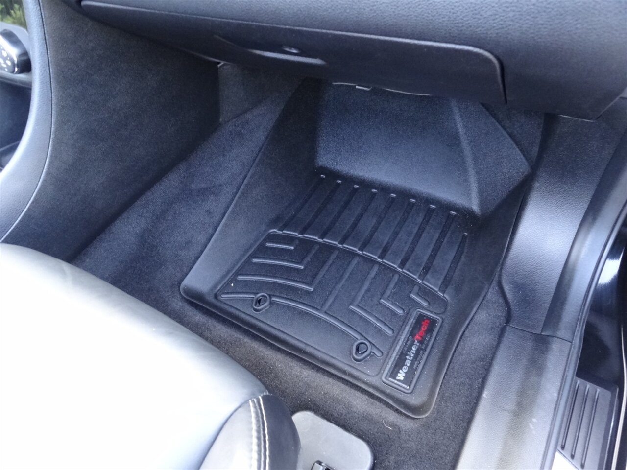 2013 Chrysler 200 Limited  Hard top convertible - Photo 42 - Deland, FL 32720