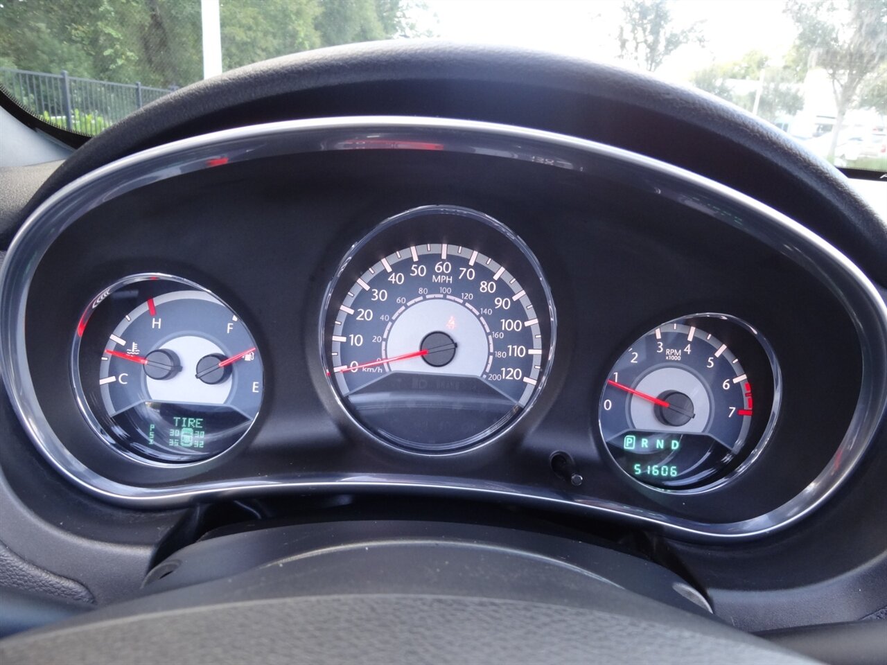 2013 Chrysler 200 Limited  Hard top convertible - Photo 46 - Deland, FL 32720
