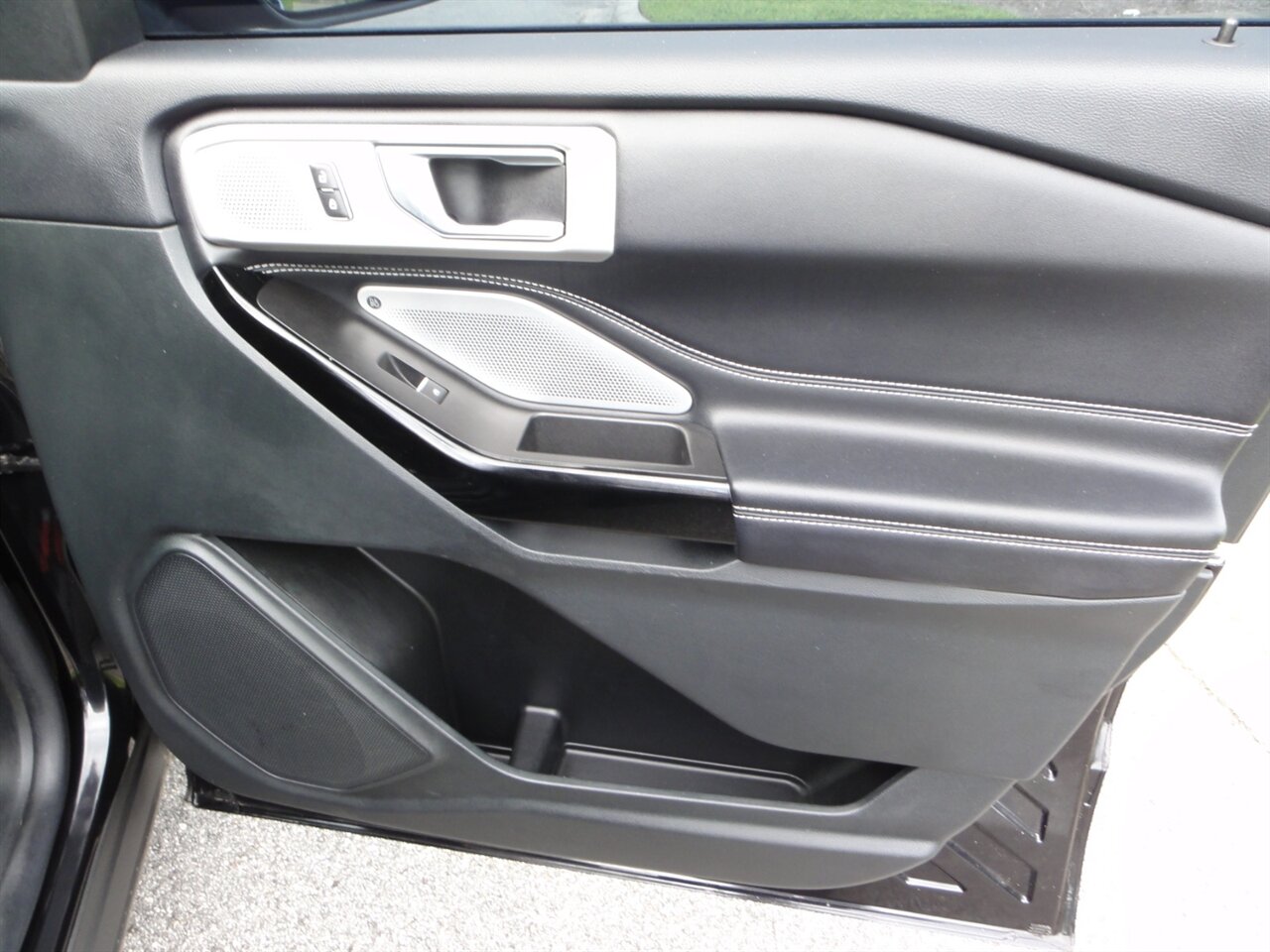 2022 Ford Explorer ST Premium - Photo 47 - Deland, FL 32720