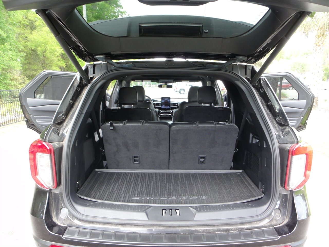 2022 Ford Explorer ST Premium - Photo 40 - Deland, FL 32720