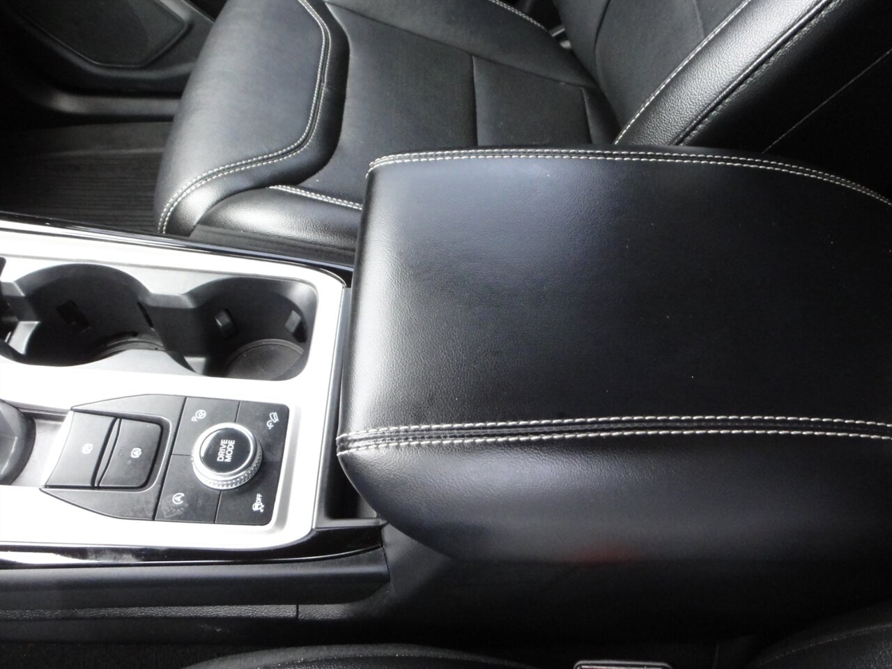 2022 Ford Explorer ST Premium - Photo 61 - Deland, FL 32720