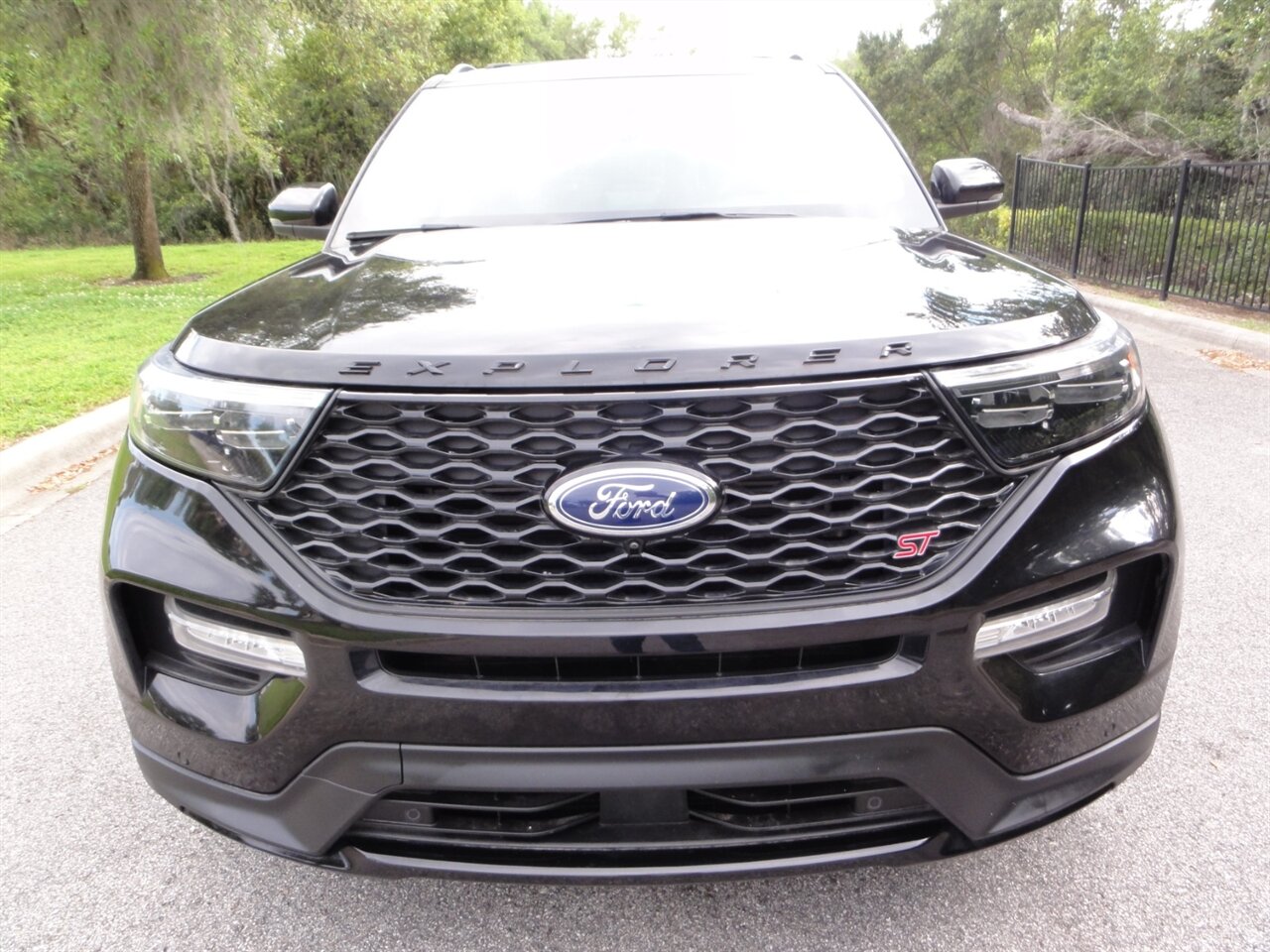 2022 Ford Explorer ST Premium - Photo 5 - Deland, FL 32720