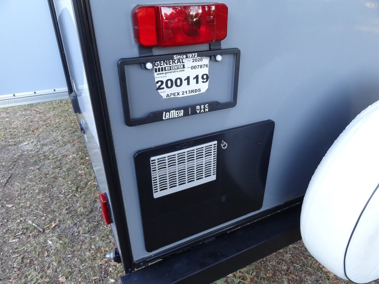 2020 Coachmen Apex Nano 213RDS - Photo 20 - Deland, FL 32720