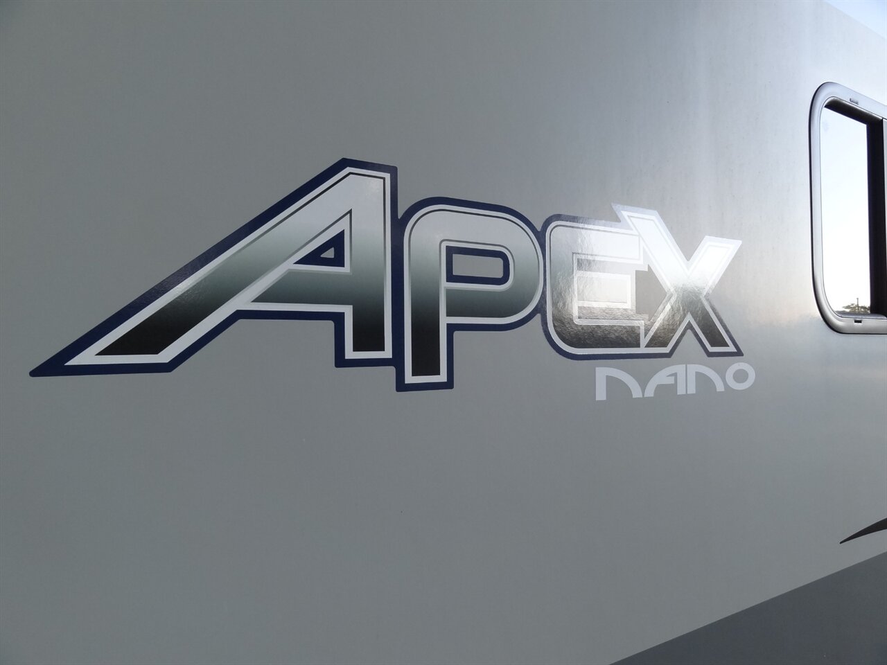 2020 Coachmen Apex Nano 213RDS - Photo 11 - Deland, FL 32720