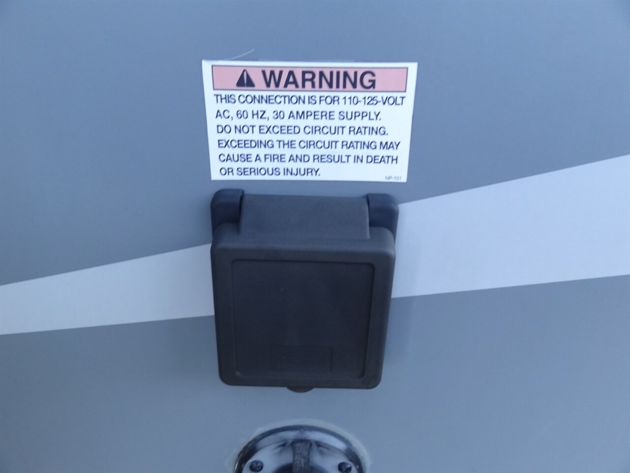 2020 Coachmen Apex Nano 213RDS - Photo 18 - Deland, FL 32720