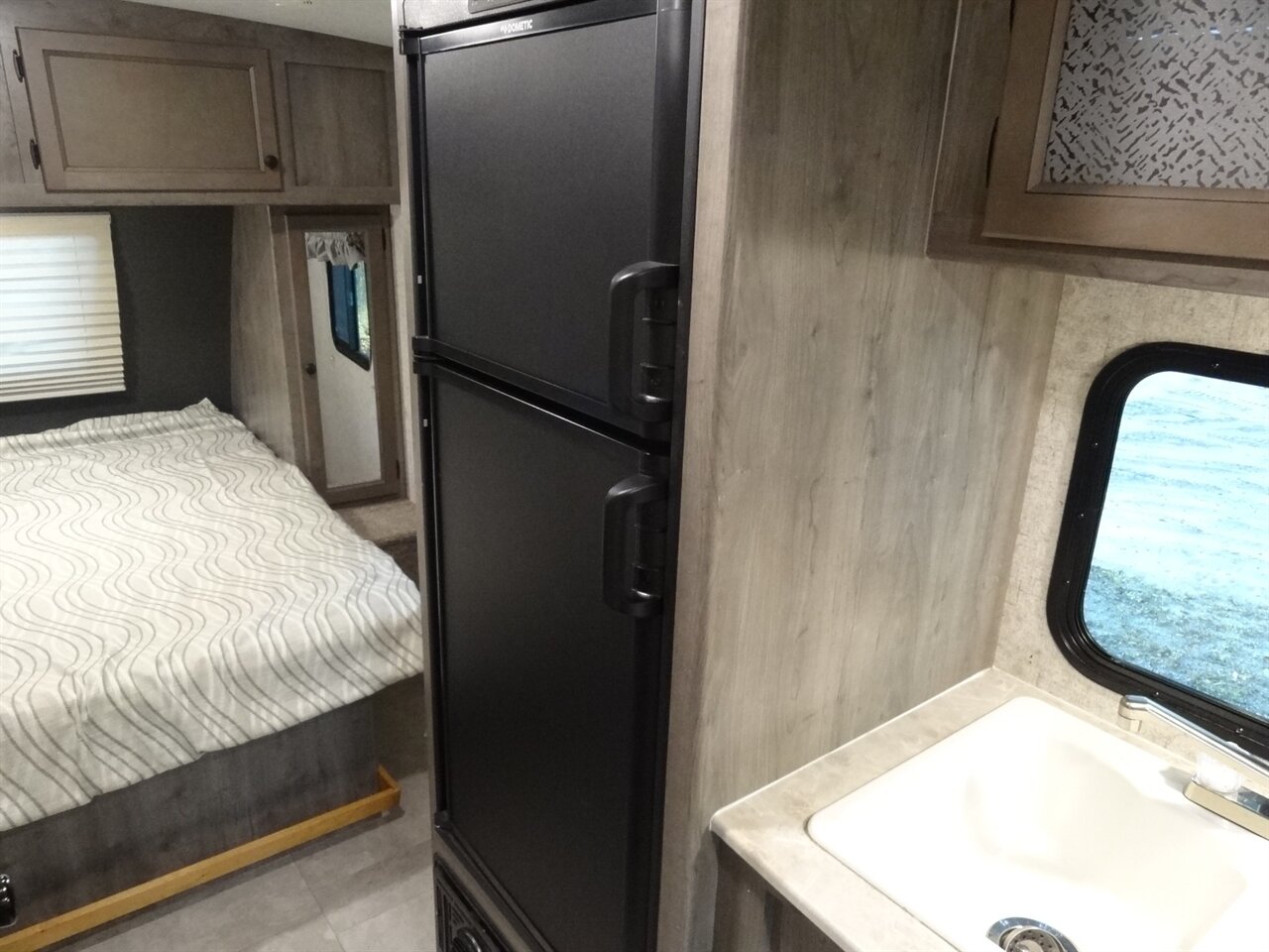 2020 Coachmen Apex Nano 213RDS - Photo 39 - Deland, FL 32720
