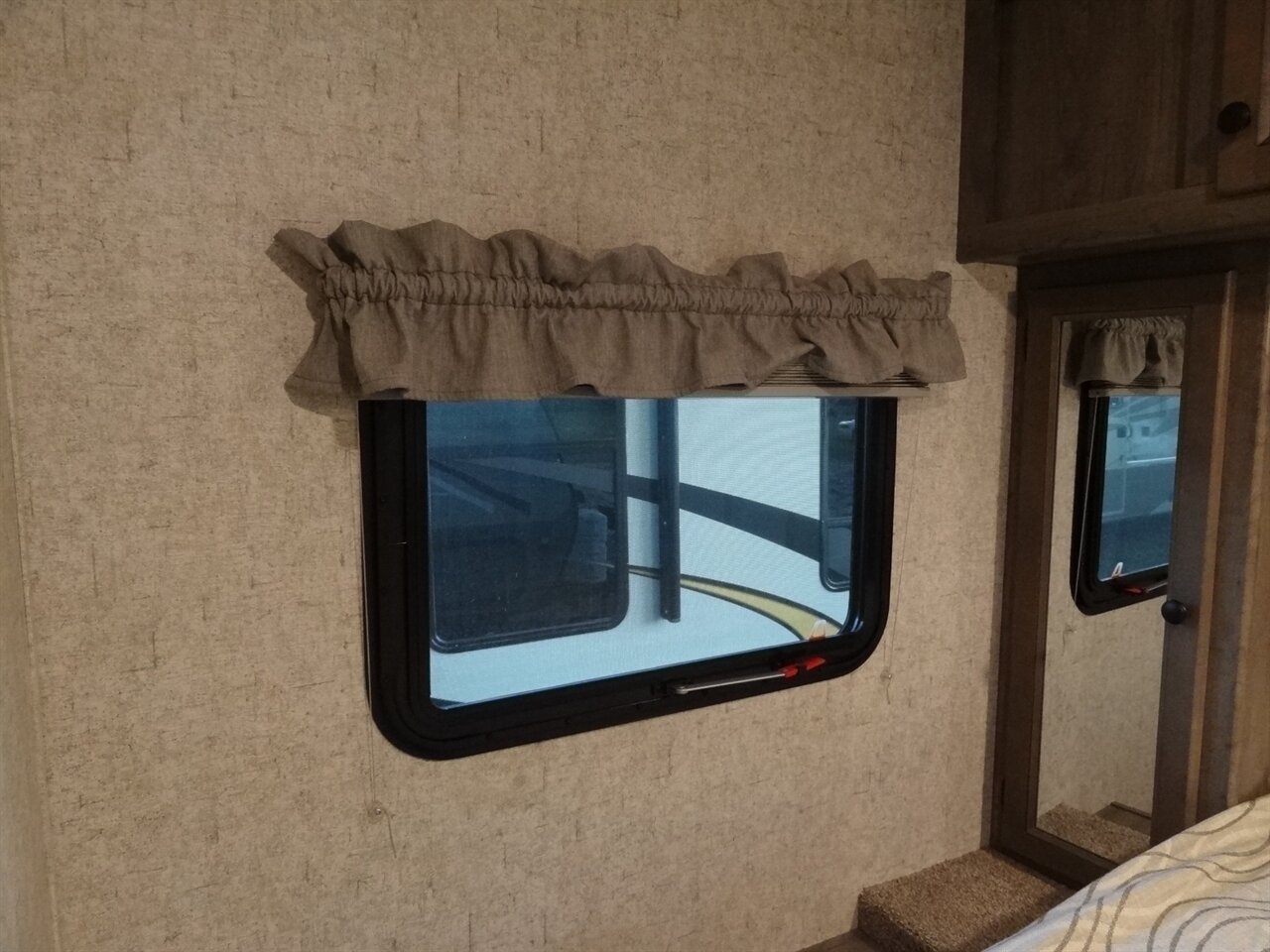 2020 Coachmen Apex Nano 213RDS - Photo 49 - Deland, FL 32720