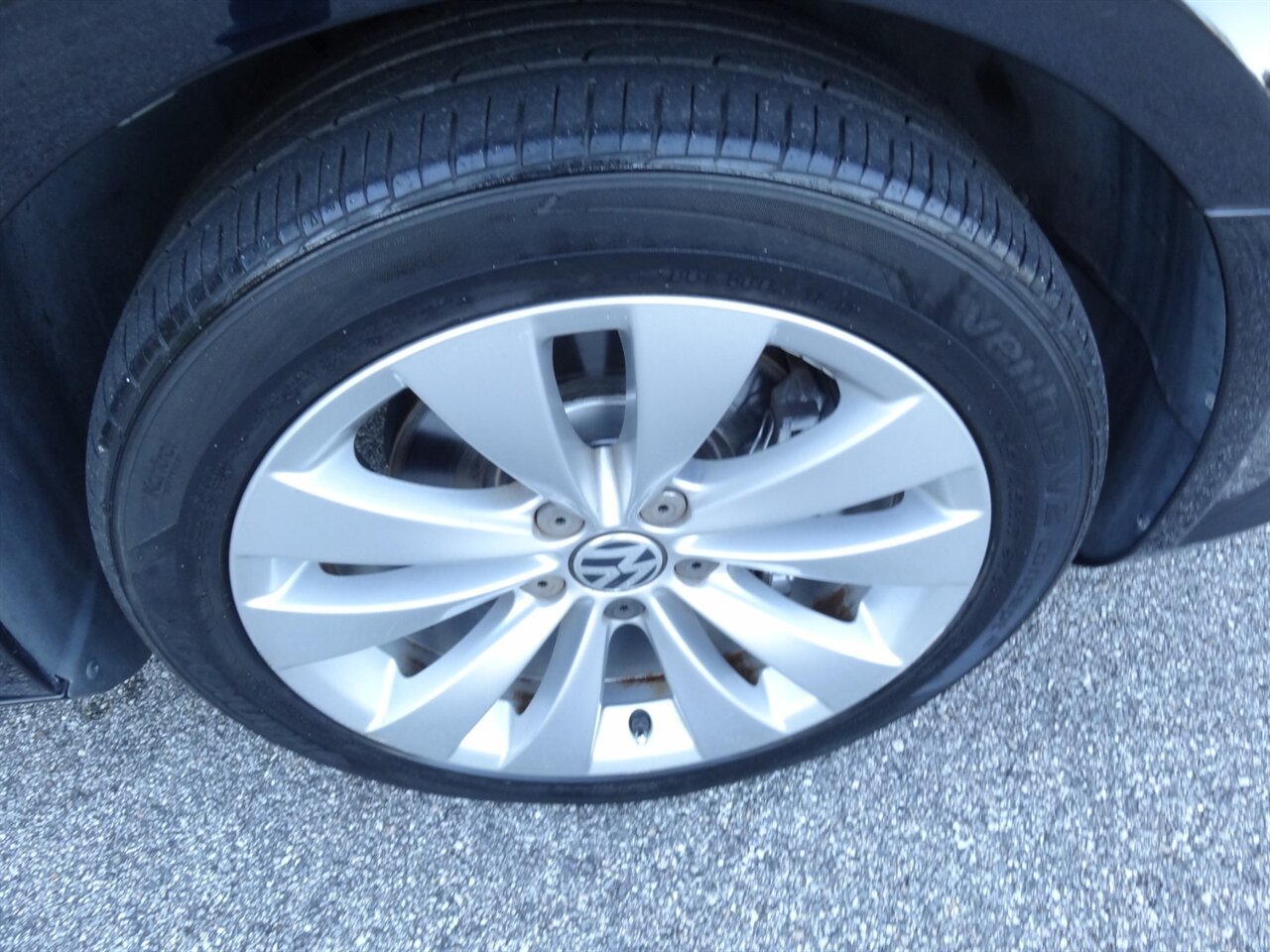 2011 Volkswagen CC Sport - Photo 24 - Deland, FL 32720