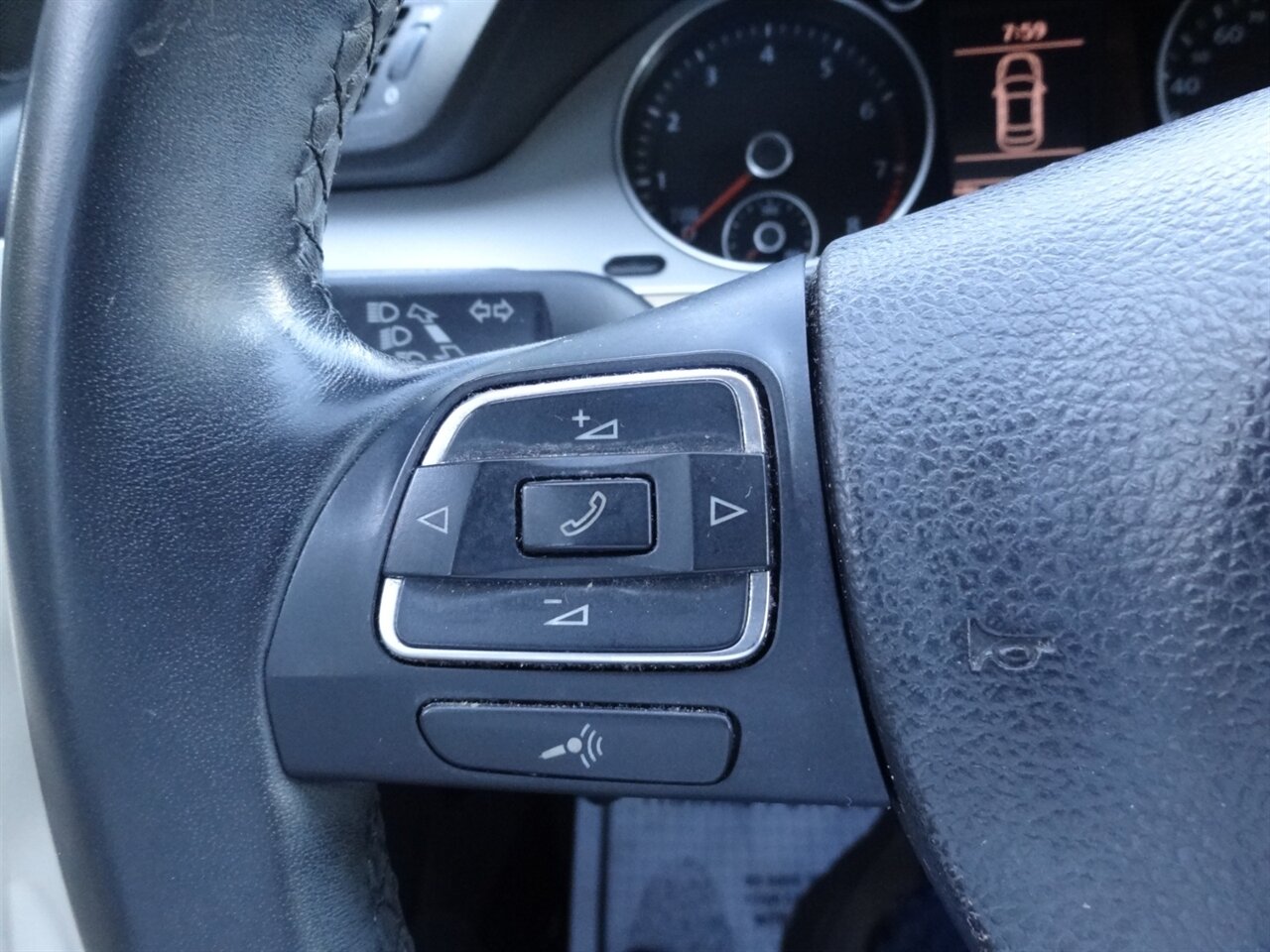 2011 Volkswagen CC Sport - Photo 43 - Deland, FL 32720