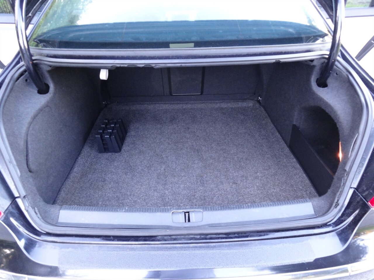 2011 Volkswagen CC Sport - Photo 33 - Deland, FL 32720