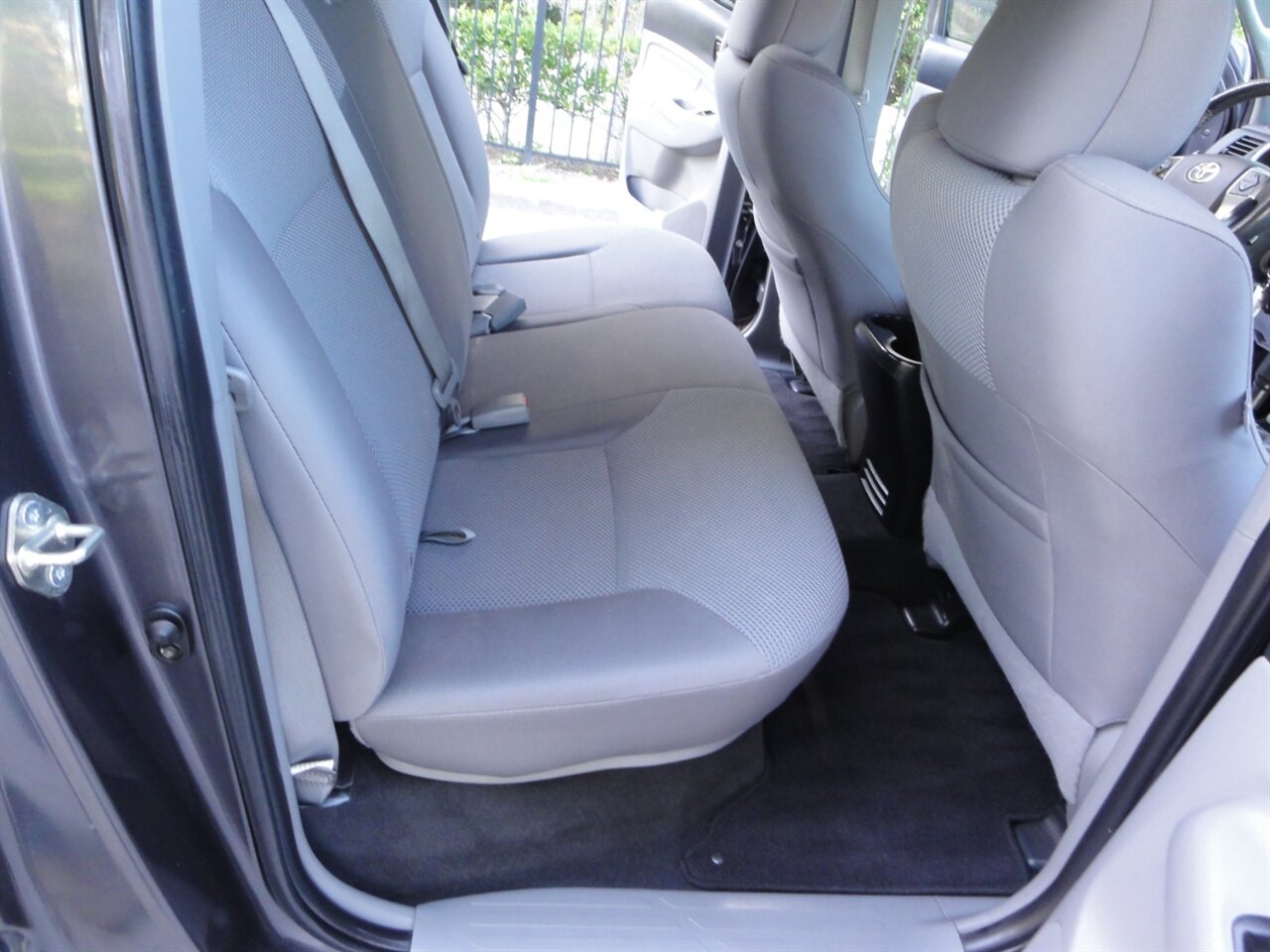 2015 Toyota Tacoma PreRunner V6  Crew cab - Photo 44 - Deland, FL 32720