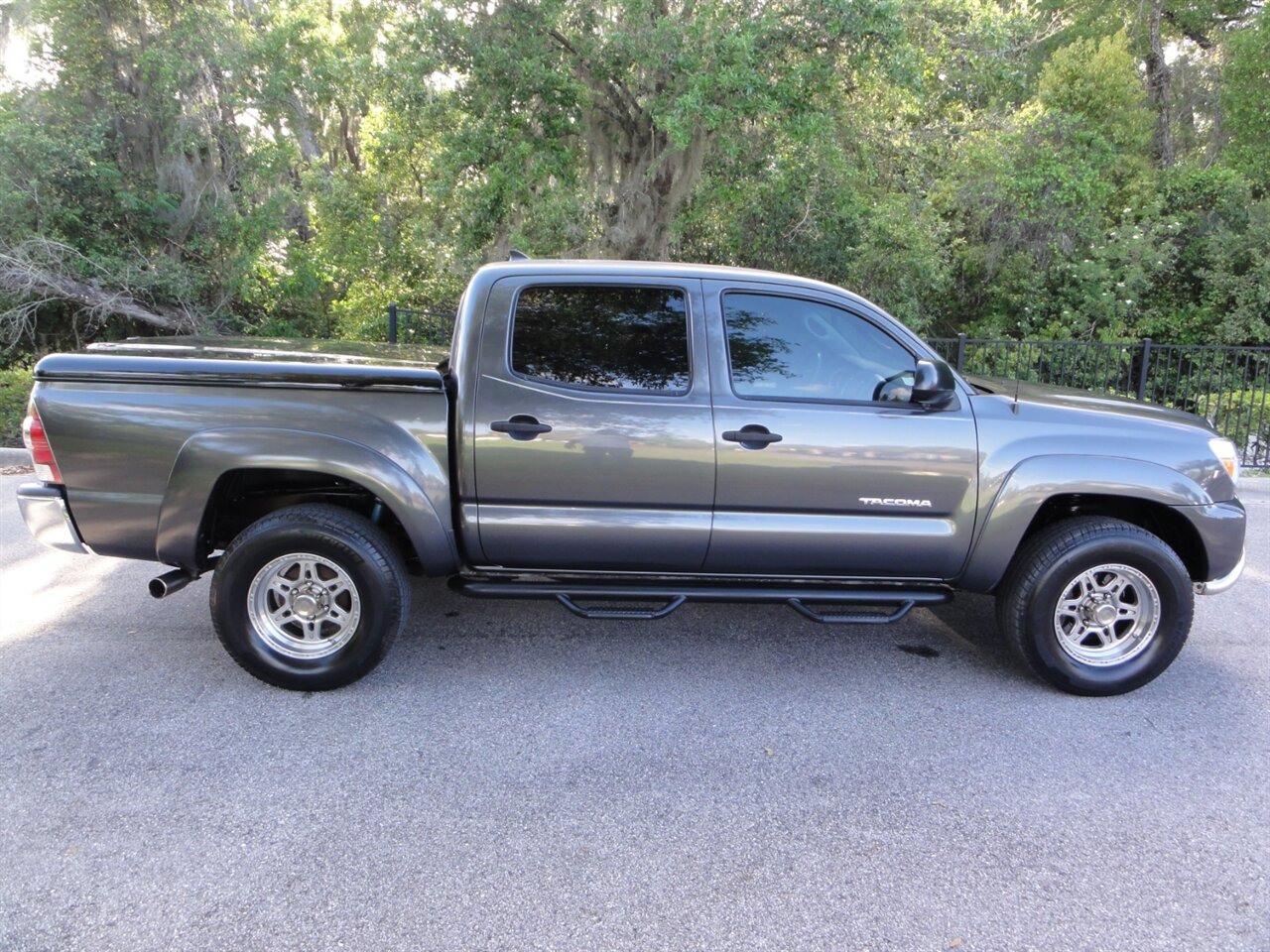 2015 Toyota Tacoma PreRunner V6  Crew cab - Photo 18 - Deland, FL 32720