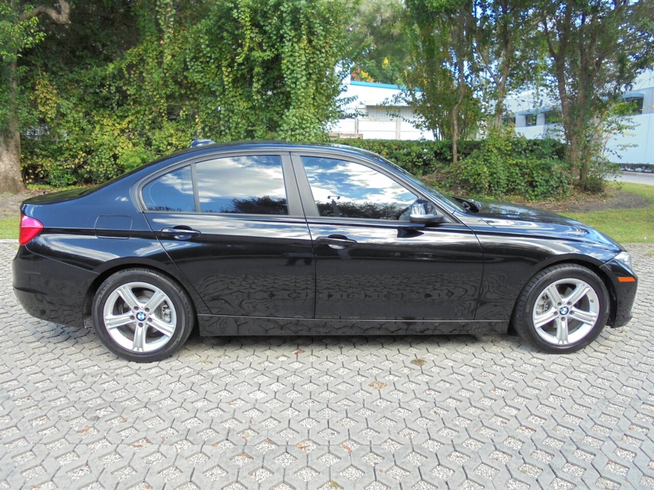 2013 BMW 328i   - Photo 17 - Deland, FL 32720