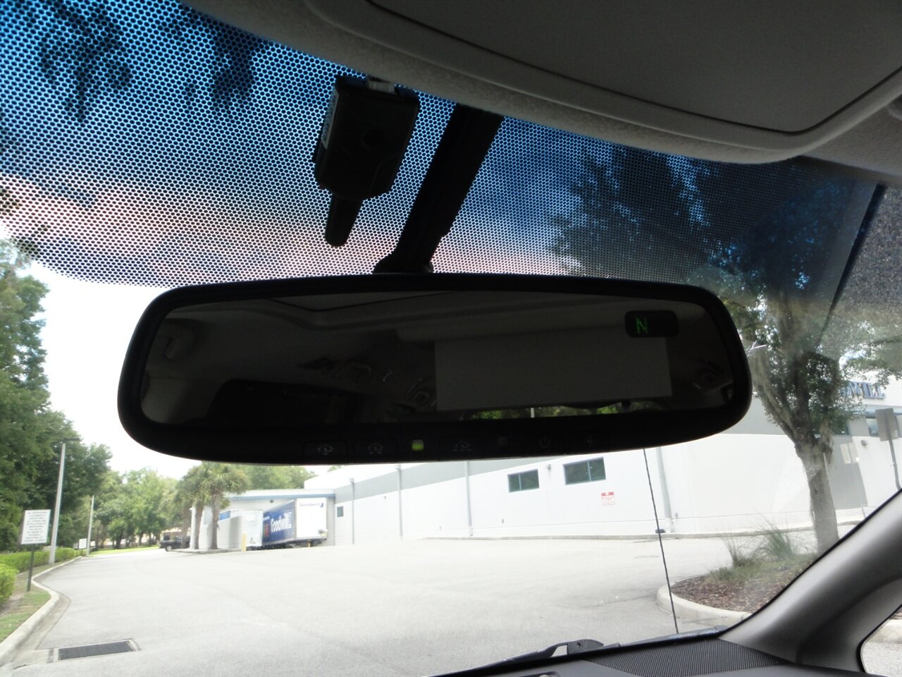 2014 Toyota Sienna XLE 8-Passenger Rear DVD entertainment - Photo 60 - Deland, FL 32720