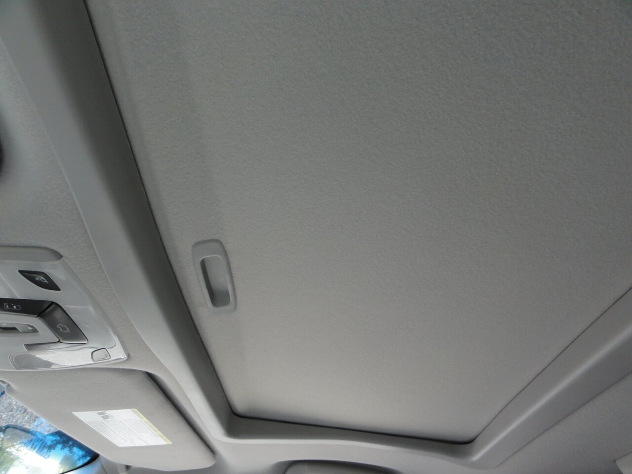 2014 Toyota Sienna XLE 8-Passenger Rear DVD entertainment - Photo 62 - Deland, FL 32720
