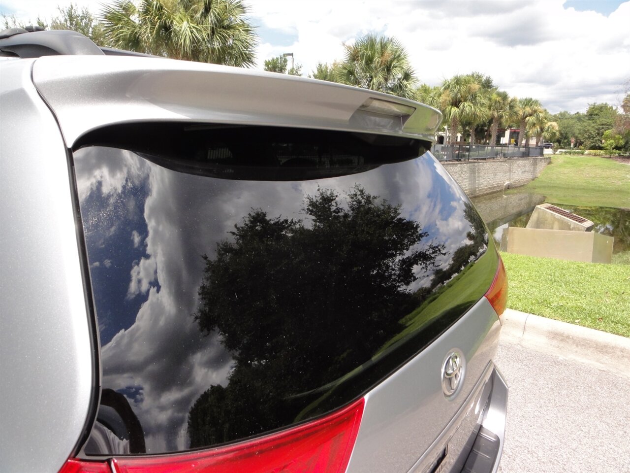 2014 Toyota Sienna XLE 8-Passenger Rear DVD entertainment - Photo 21 - Deland, FL 32720