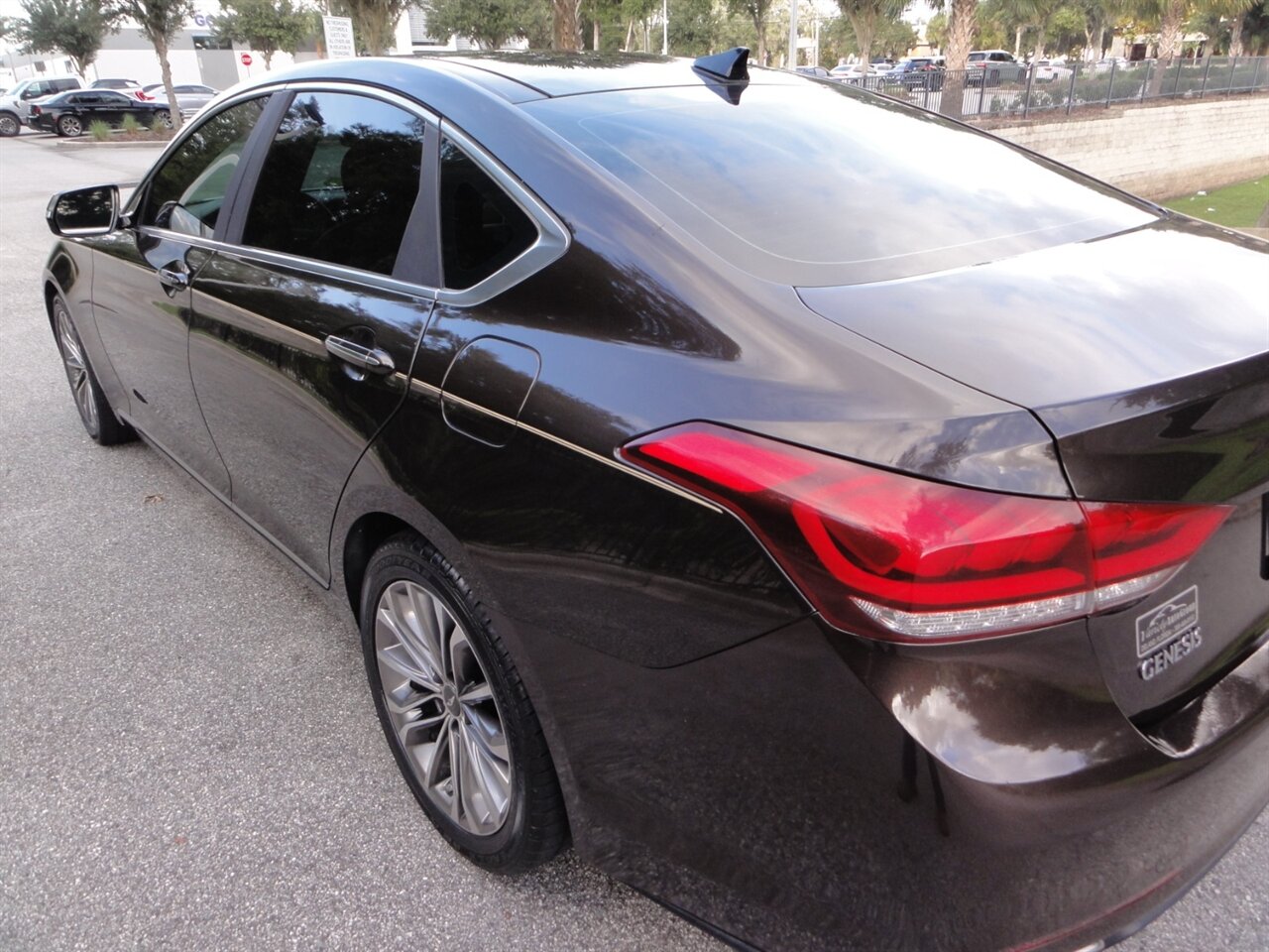 2015 Hyundai Genesis 3.8L Ultra luxury - Photo 13 - Deland, FL 32720