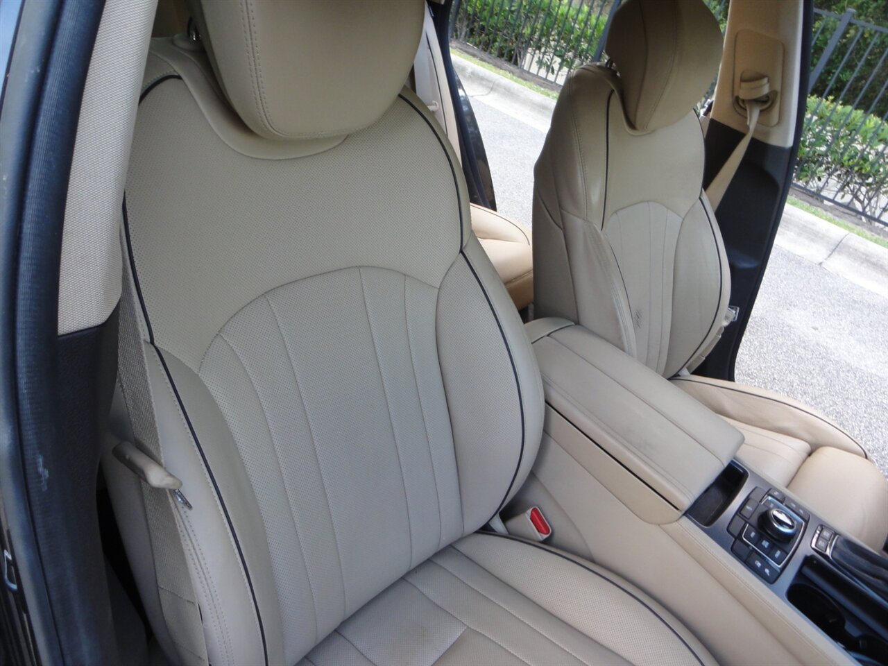 2015 Hyundai Genesis 3.8L Ultra luxury - Photo 41 - Deland, FL 32720