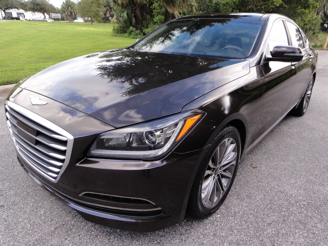 2015 Hyundai Genesis 3.8L Ultra luxury - Photo 2 - Deland, FL 32720