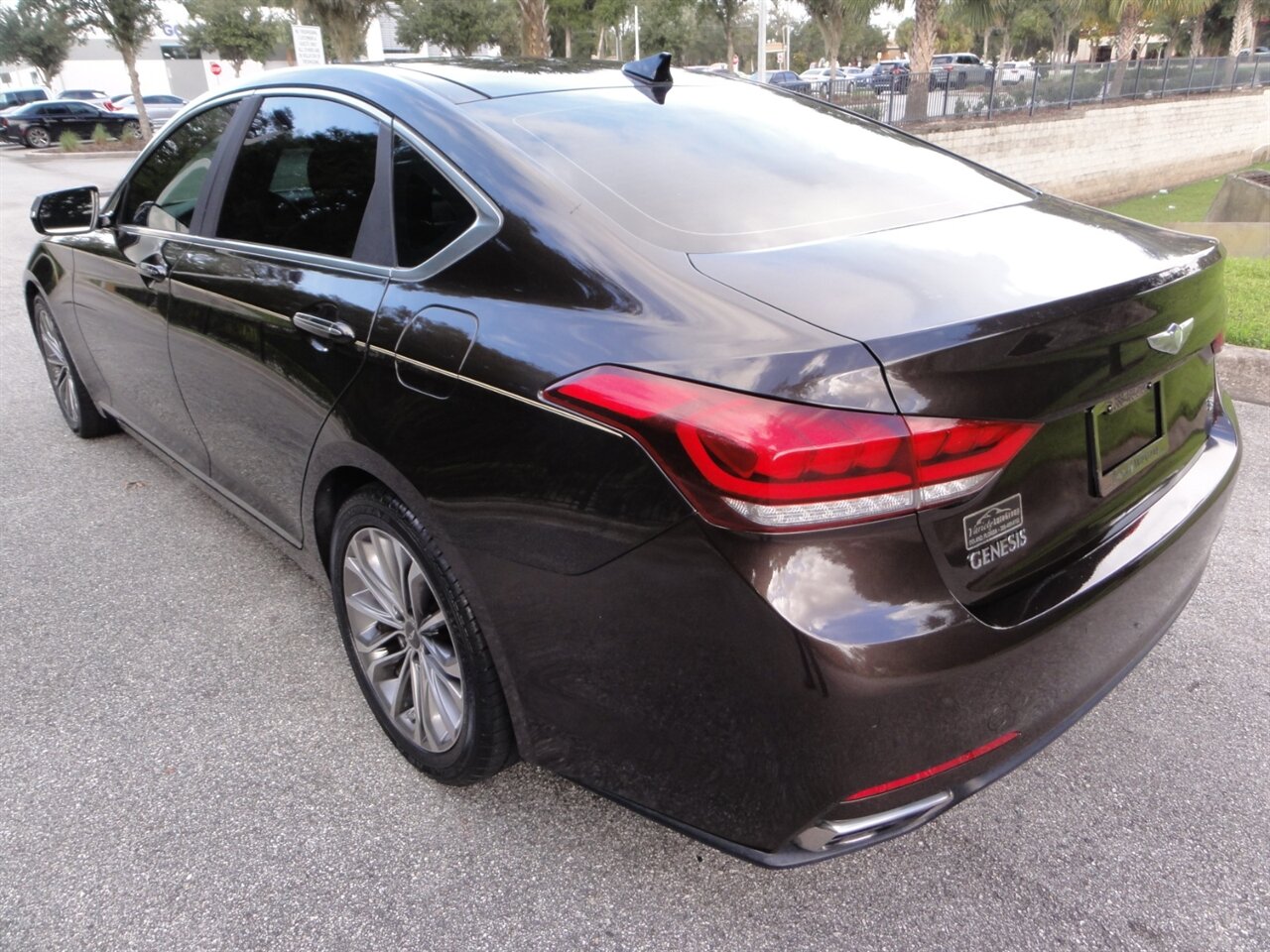 2015 Hyundai Genesis 3.8L Ultra luxury - Photo 4 - Deland, FL 32720