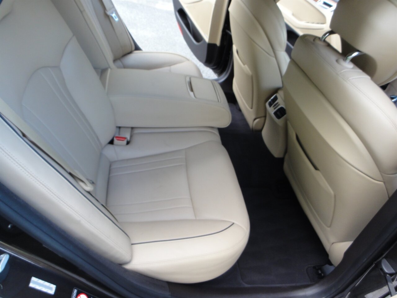 2015 Hyundai Genesis 3.8L Ultra luxury - Photo 37 - Deland, FL 32720