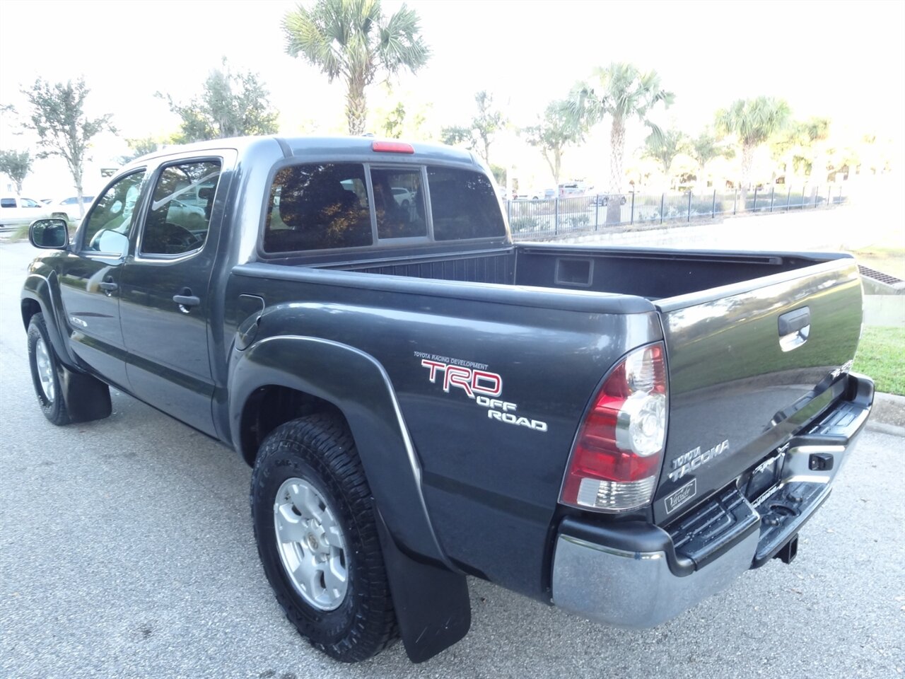 2009 Toyota Tacoma V6 Crew cab 4X4  TRD - Photo 4 - Deland, FL 32720